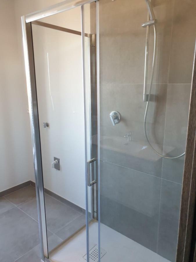 Sun Lake Apartments Desenzano del Garda Buitenkant foto
