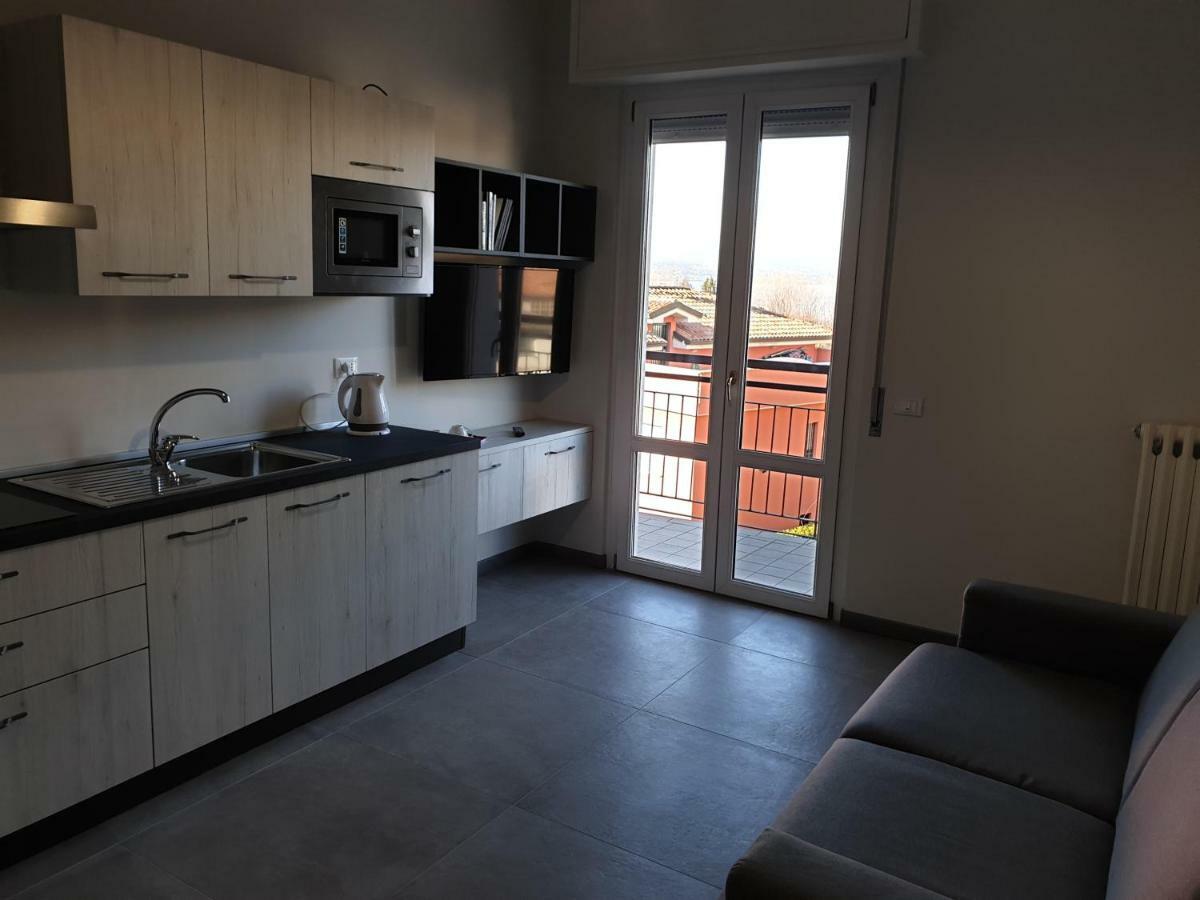 Sun Lake Apartments Desenzano del Garda Buitenkant foto