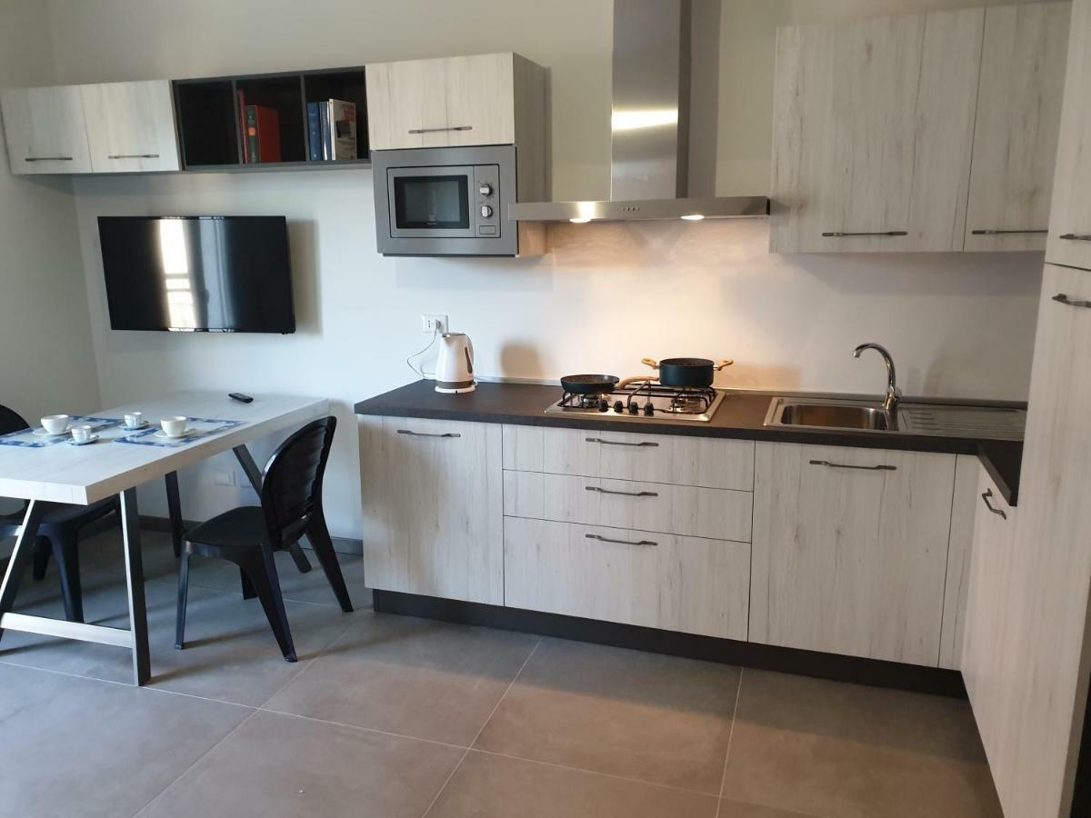 Sun Lake Apartments Desenzano del Garda Buitenkant foto